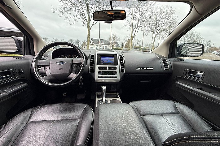 Ford Edge , AIRCO, CRUISE CONTROLE, AUTOMAAT, NAVI, STOELVERWARMING, ELECTR STOELVERSTELLING, PDC ACHTER, PANORAMADAK DUBBEL, ZEER NETTE EN GOED RIJDENDE FORD EDGE