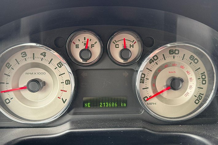 Ford Edge , AIRCO, CRUISE CONTROLE, AUTOMAAT, NAVI, STOELVERWARMING, ELECTR STOELVERSTELLING, PDC ACHTER, PANORAMADAK DUBBEL, ZEER NETTE EN GOED RIJDENDE FORD EDGE