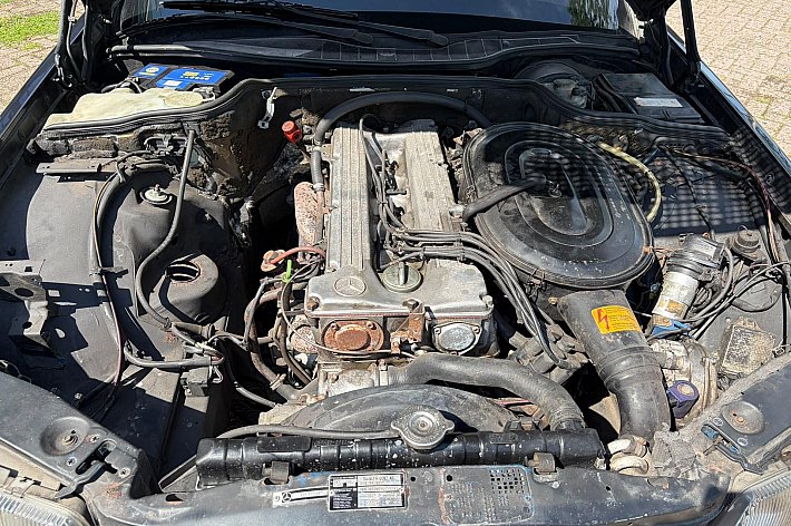 Mercedes-Benz S-Klasse 280 SE , AUTOMAAT, ELEKTRISCH SCHUIFDAK, LPG, RIJDT NIET OP BENZINE, MET NIEUWE APK