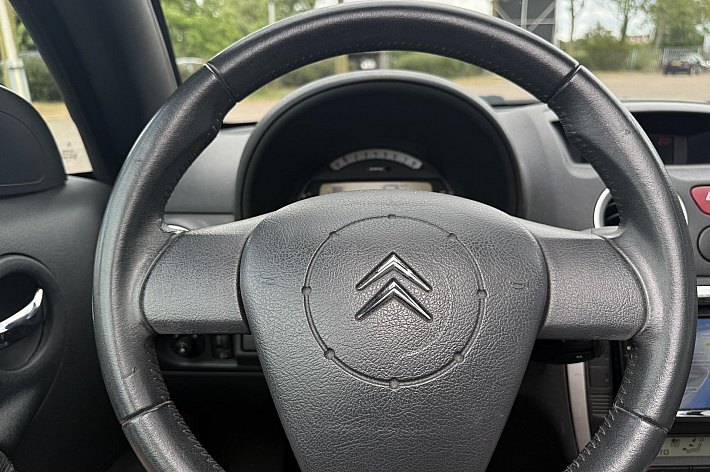 Citroën C3 Pluriel 1.4i AIRCO (STEENKOUD), WERKEND CABRIODAK, 4 ELECT RAMEN, NAVI, BLUETOOTH, CV, SPLINTERNIEUWE KOPPELING, BOEKJES