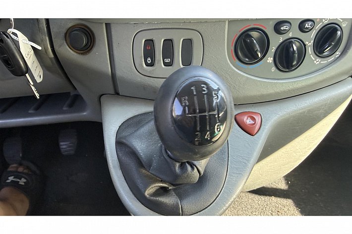 Opel Vivaro 2.0 CDTI L2H1 DC , AIRCO, ELECTR RAMEN, RIJDT EN SCHAKELT GOED, LIFTJE BLIJFT BIJ EXPORT ERIN, VOOR IN NL GAAT HIJ ER UIT!